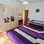 In With Two-bedrooms 7 公寓 普拉
