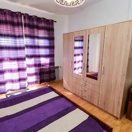 In With Two-bedrooms 7 Lejlighed